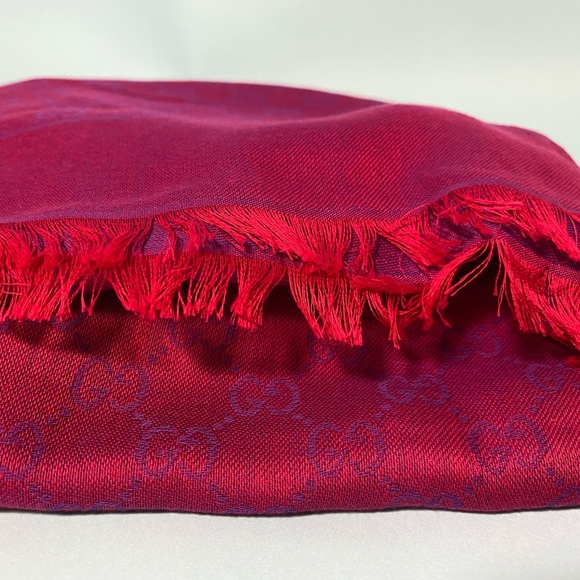 Gucci Scarf - Picture 3 of 4